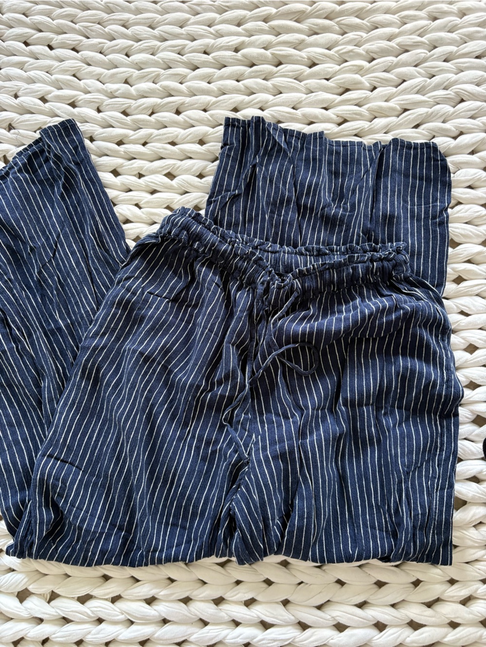 American Eagle Outfitters Navy Pinstriped Drawstring Joggers